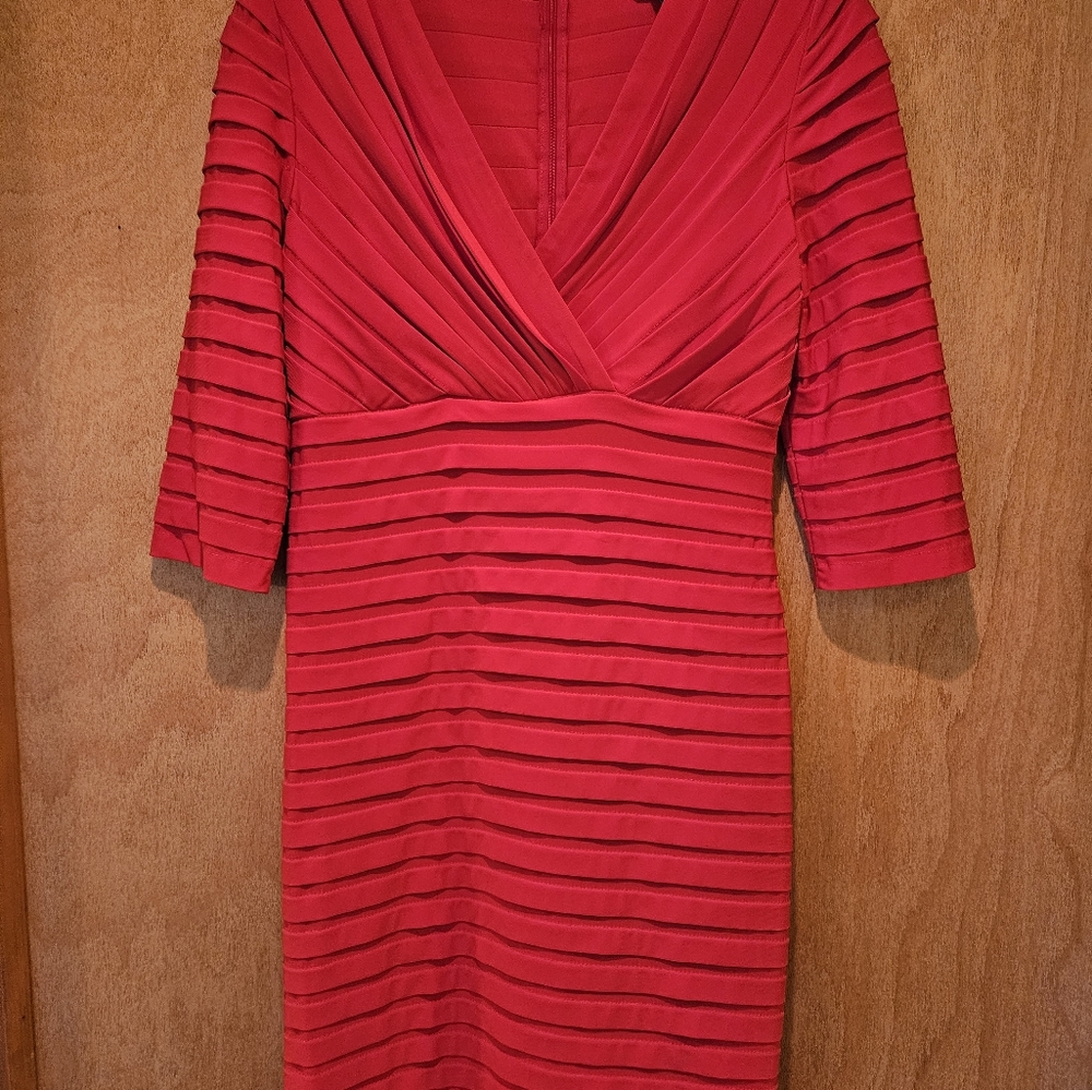 Adrianna Papell Red Shutter Pleated Cocktail Dress Sz 10